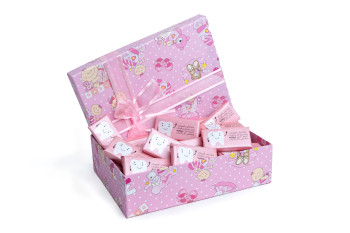 سلة سنونية بنت